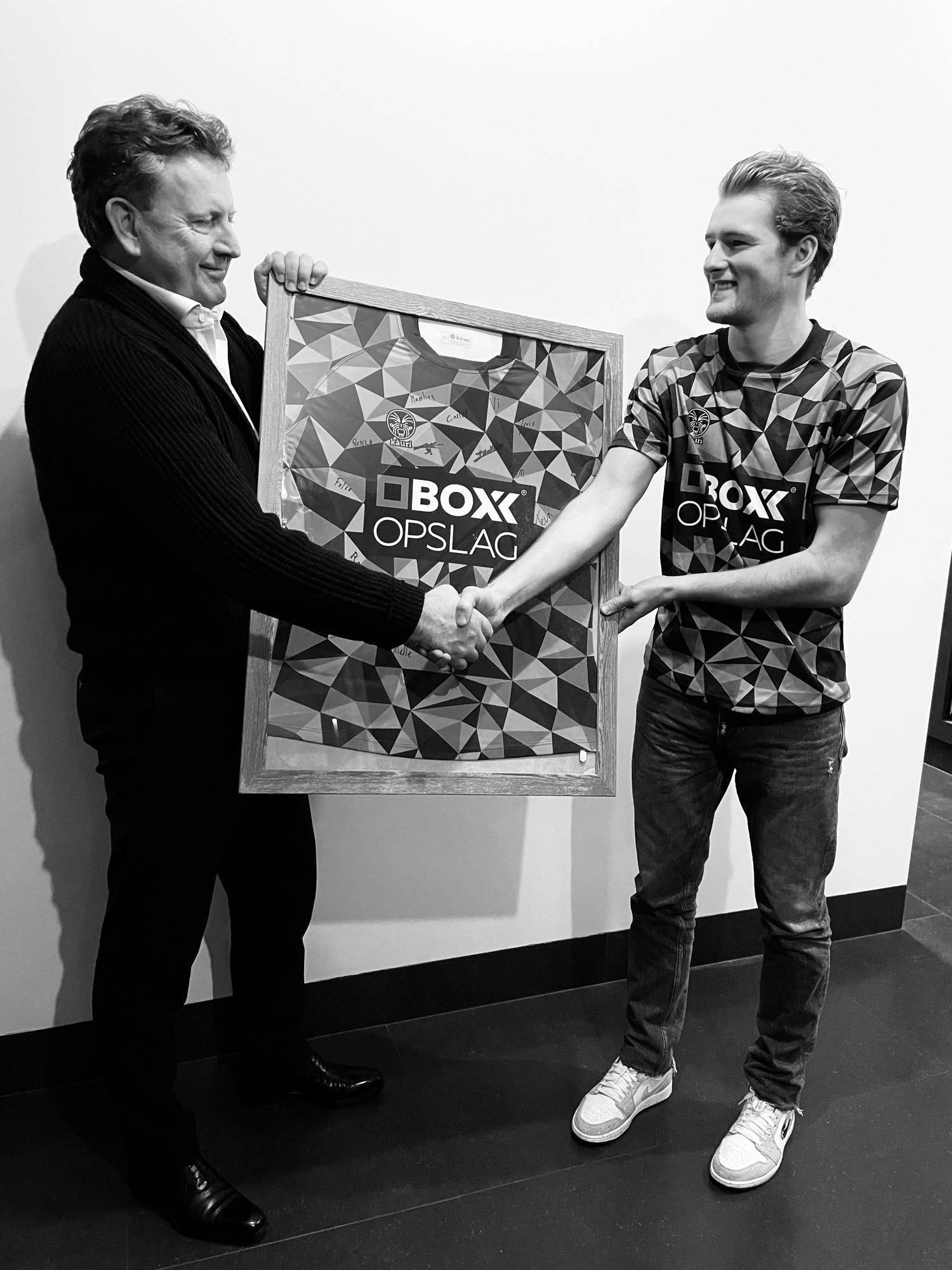 Jetze Stallmann closing a sponsorship partnership